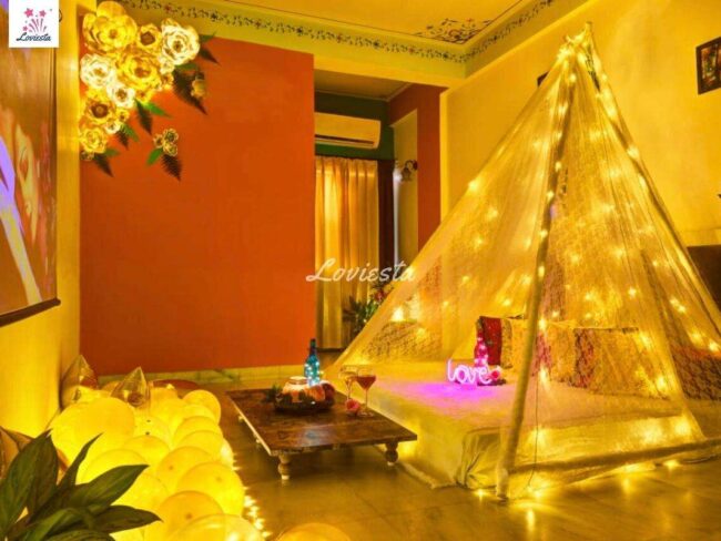 Private Movie Screening & Candlelight Dinner Sarang Palace Jaipur001 Private Movie Screening & Candlelight Dinner Sarang Palace Jaipur