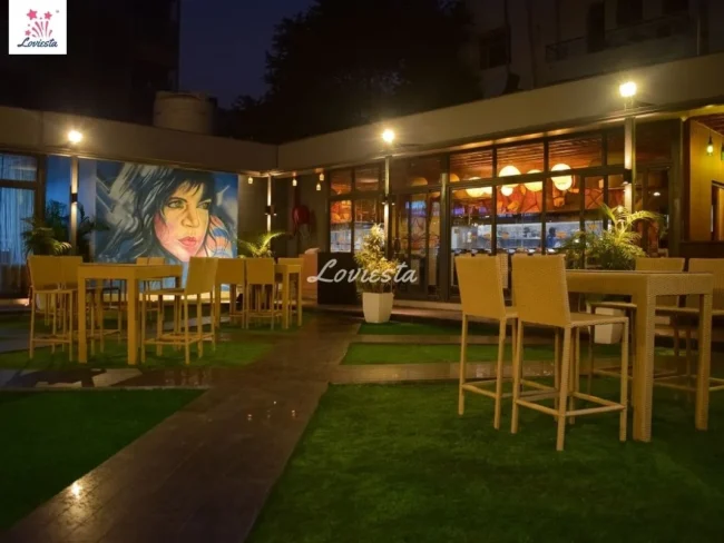 Romantic Outdoor Candlelight Dinner in Gurugram Loviesta 005