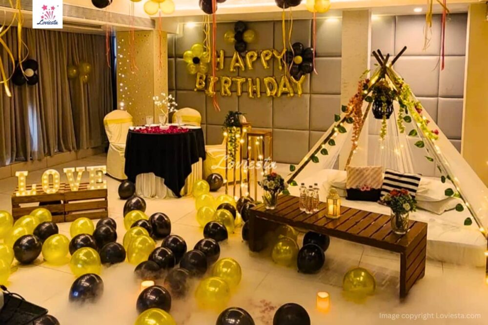 Private Movie Screening With Candlelight Dinner, Mumbai