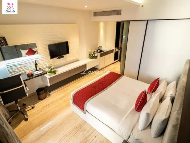 Romantic Stay With Poolside Dinner in Bengaluru Loviesta 004