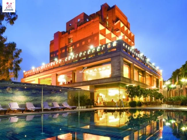 Private Poolside Cabana Candlelight Dinner At Jaypee Siddharth Loviesta 007