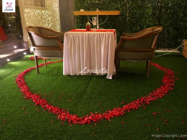 Private Rooftop Candlelight Dinner With Movie Screening, Janakpuri, Delhi Loviesta 006