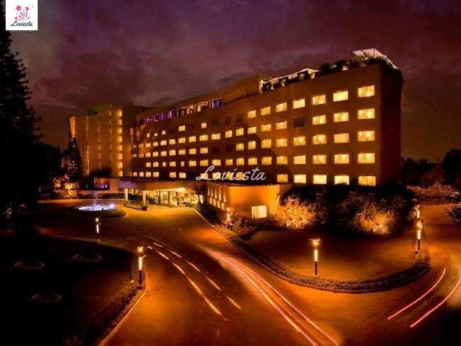 Private Garden Cabana Candlelight Dinner In Bangalore 0011