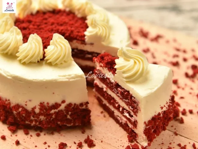 Round Shape Velvet Cake Loviesta.com 02