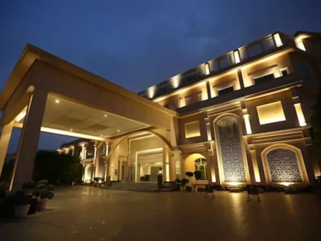 Romantic Valentine's Day Dining At The Umrao, South Delhi 005