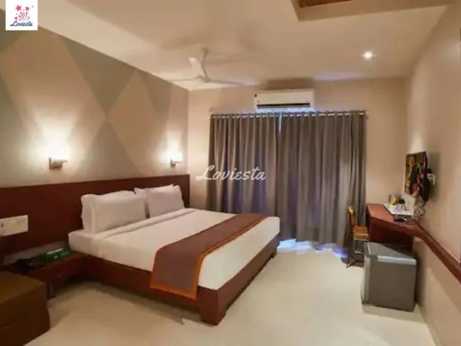 Romantic Stay In Lonavala 004