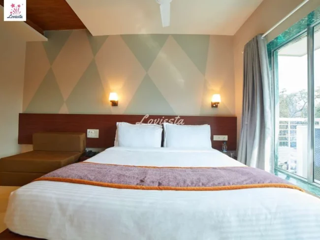 Romantic Stay In Lonavala 005