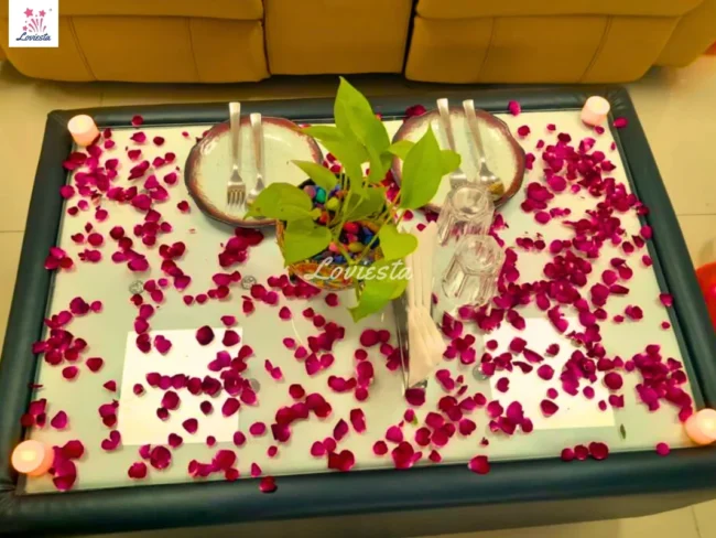 Private Candlelight Dinner & Movie Screening In Gurugram 007