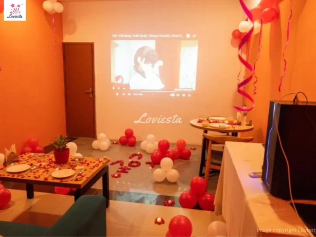 Private Candlelight Dinner With Movie Screening In Sector 52, Gurugram 002