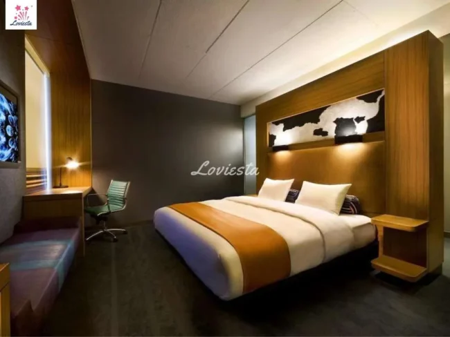 Luxurious Staycation At The Aloft