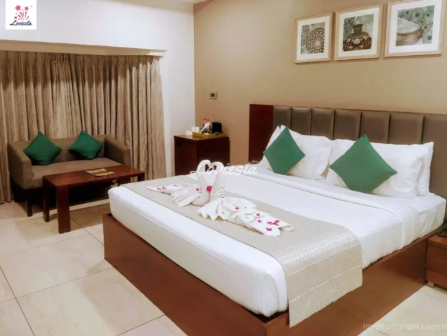 Romantic Stay & Candlelight Dinner In Jubilee Hills, Hyderabad 001 Romantic Stay & Candlelight Dinner In Jubilee Hills, Hyderabad