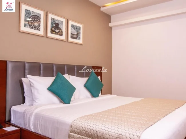 Romantic Stay & Candlelight Dinner In Jubilee Hills, Hyderabad 003