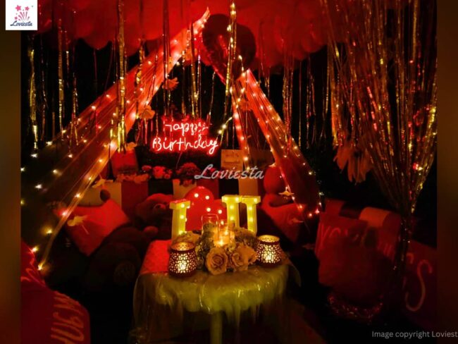 Splendid Couple's Dinner Date In Santacruz East, Mumbai