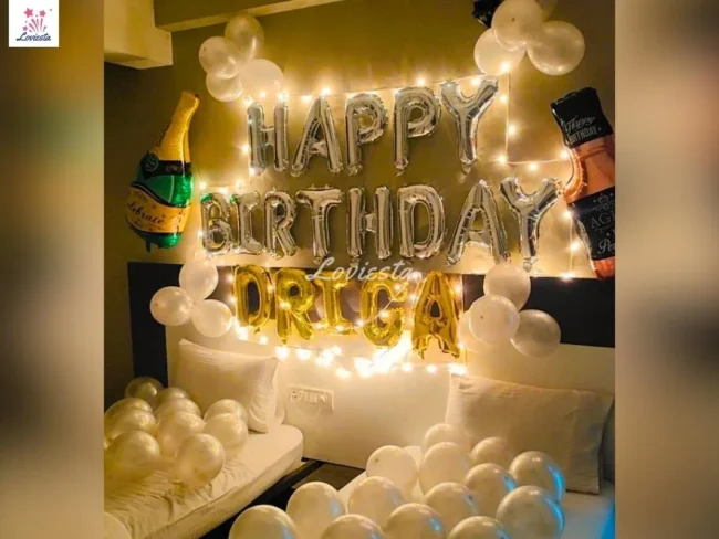 White Wonder Balloon Decoration For Birthday At Home 001 White Wonder Balloon Decoration For Birthday At Home